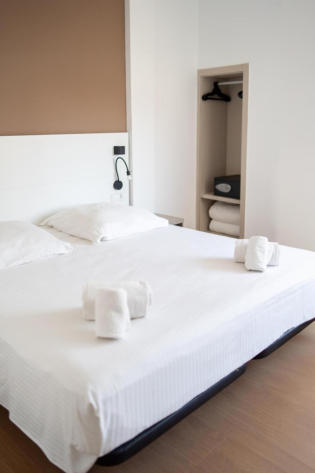 Planet Hotels Blue El Arenal  Esterno foto